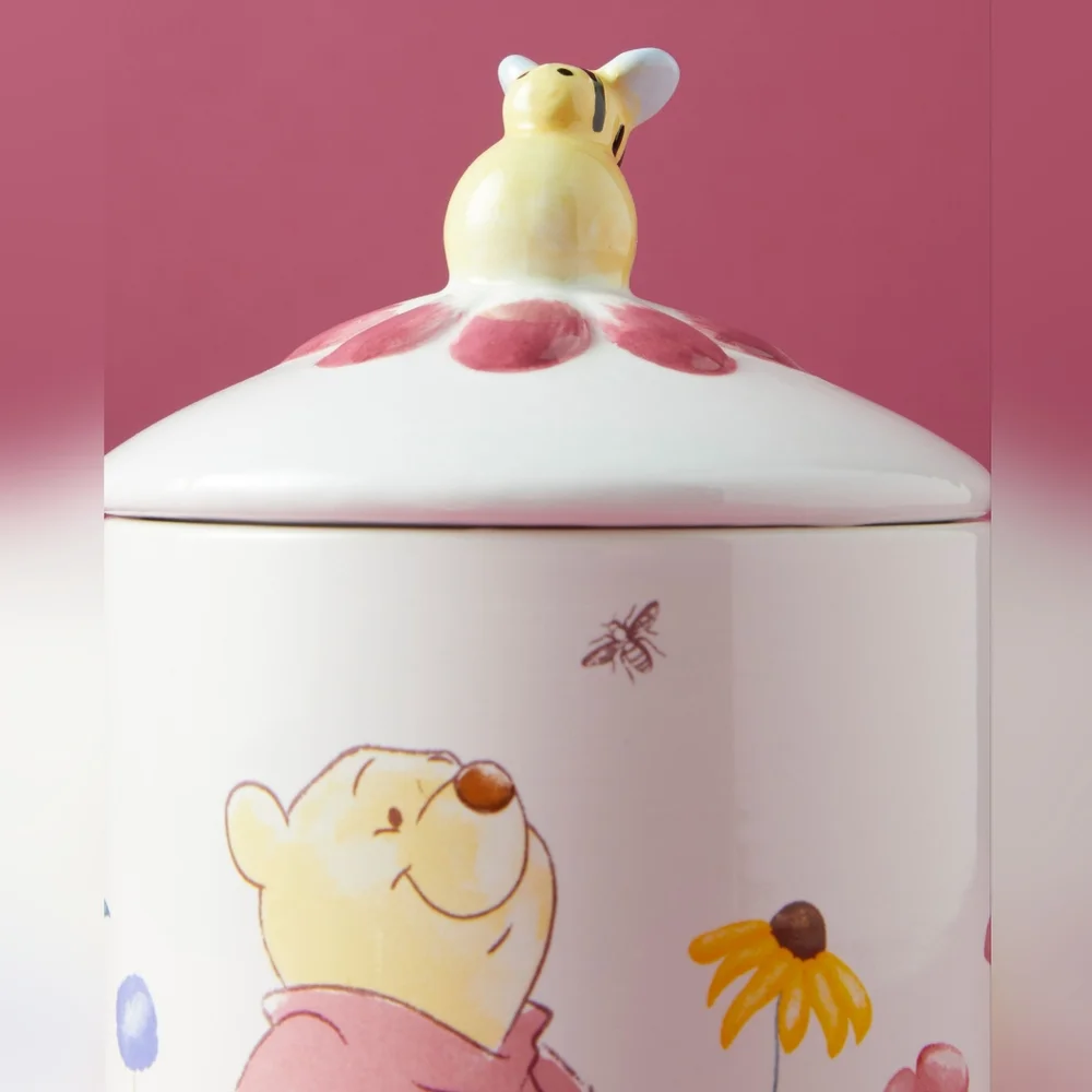 NWT Disney 7in Ceramic Winnie The Pooh Cotton Jar Among The Flowers Honey Bee